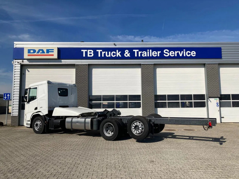DAF XD 450 FAN CHASSIS SLEEPER CAB PTO STEERING LIFTAXLE 505WB - NEW - Kamion sa golom šasijom i zatvorenom kabinom: slika 2 DAF XD 450 FAN CHASSIS SLEEPER CAB PTO STEERING LIFTAXLE 505WB - NEW - Kamion sa golom šasijom i zatvorenom kabinom: slika 2
