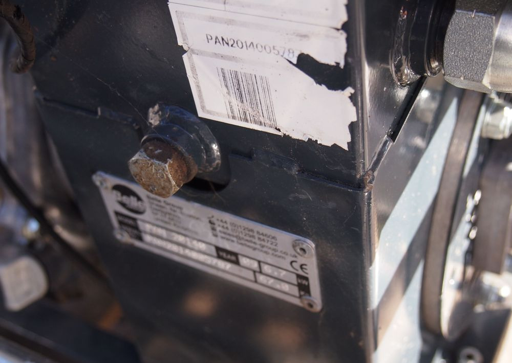 Agregat hydrauliczny Belle PAN 20140 2009 Agregat hydrauliczny BELLE - Građevinska oprema: slika 4 Agregat hydrauliczny Belle PAN 20140 2009 Agregat hydrauliczny BELLE - Građevinska oprema: slika 4