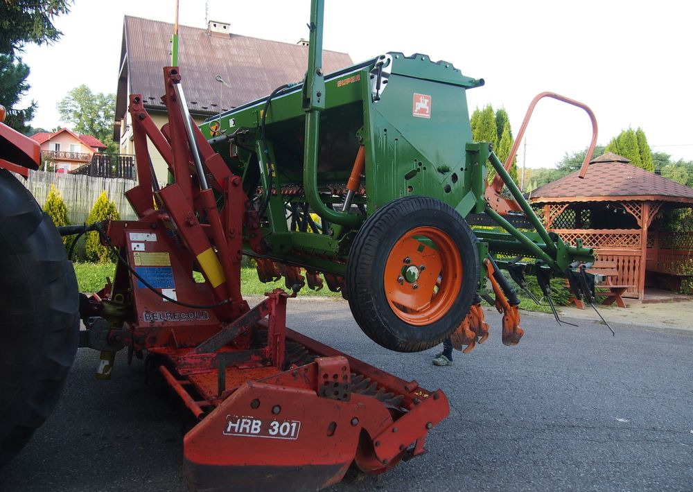 Kombinovana mašina za setvu Agregat uprawowo-siewny Amazone HRB 301 I D9-30 2005 Agregat uprawowo siewny KUHN AMAZONE szerokość robocza 3m: slika 11