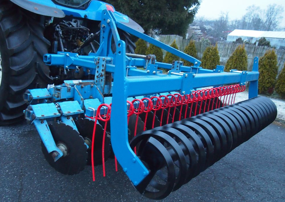 Brona talerzowa Rabe Werk RABE WERK Fielo biro 3000 2006 Brona talerzowa RABE - Tanjirača: slika 1 Brona talerzowa Rabe Werk RABE WERK Fielo biro 3000 2006 Brona talerzowa RABE - Tanjirača: slika 1