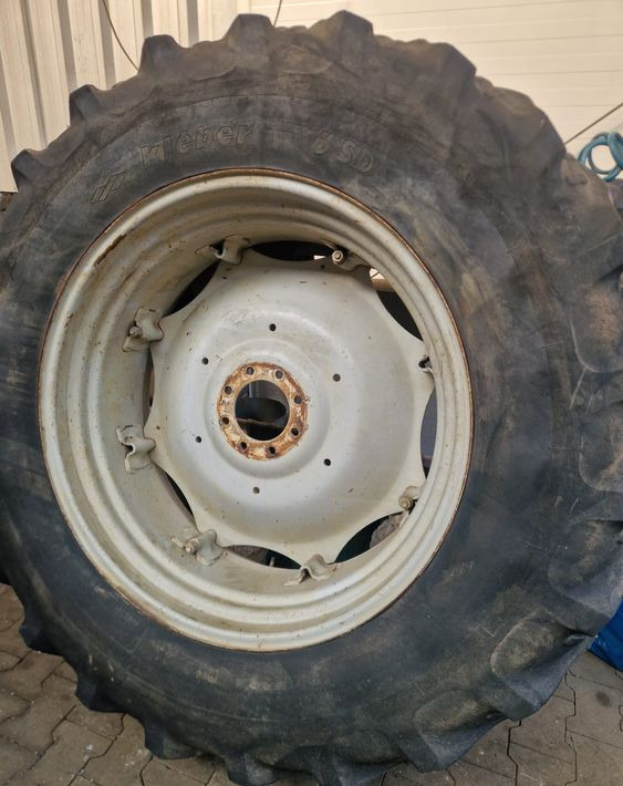 Części do Ciągnika Massey Ferguson MF 3000, 6000 Koła tylne 18,4R38 do ciągnika MF - Kompletan točak za Poljoprivredna mašina: slika 4 Części do Ciągnika Massey Ferguson MF 3000, 6000 Koła tylne 18,4R38 do ciągnika MF - Kompletan točak za Poljoprivredna mašina: slika 4