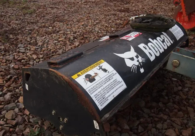 Glebogryzarka   2010 do BOBCATA - Traktorska freza: slika 5 Glebogryzarka   2010 do BOBCATA - Traktorska freza: slika 5