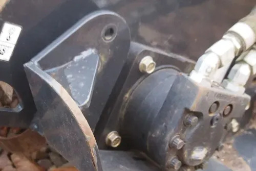 Glebogryzarka   2010 do BOBCATA - Traktorska freza: slika 3 Glebogryzarka   2010 do BOBCATA - Traktorska freza: slika 3