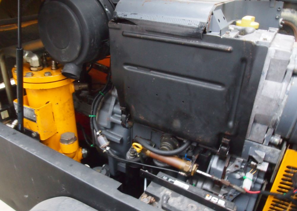 Kompresor Ingersoll Rand IR P130WD 2000 Kompresor Ingersoll Rand P130WD 30 kW - Kompresor za vazduh: slika 5 Kompresor Ingersoll Rand IR P130WD 2000 Kompresor Ingersoll Rand P130WD 30 kW - Kompresor za vazduh: slika 5