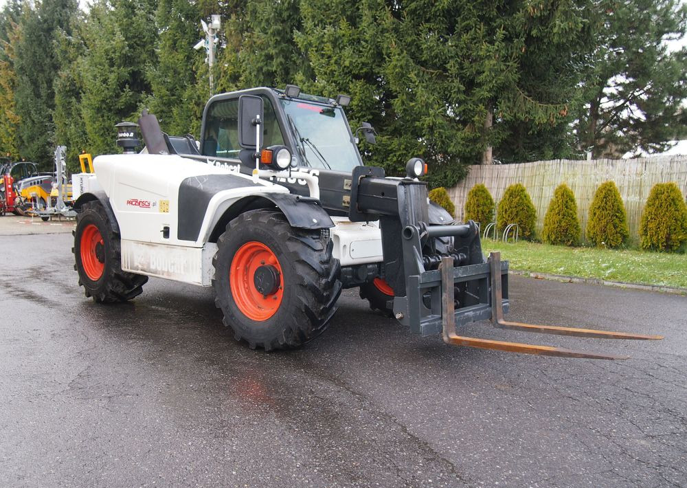 Teleskopski upravljač Ładowarka teleskopowa Bobcat T2556 2005 Ładowarka teleskopowa BOBCAT: slika 10