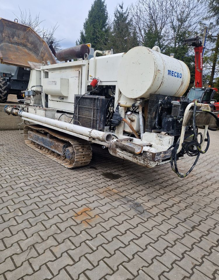 Pompa do betonu Mecbo CAR TCACK P6.80 APV/DI 90bar 2007 Pompa do betonu MECBO P6.80 na gąsienicach - Stacionarna pumpa za beton: slika 4 Pompa do betonu Mecbo CAR TCACK P6.80 APV/DI 90bar 2007 Pompa do betonu MECBO P6.80 na gąsienicach - Stacionarna pumpa za beton: slika 4