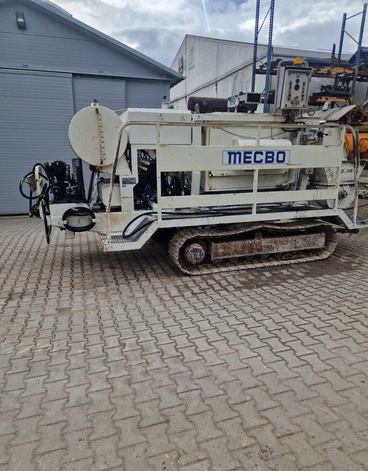 Pompa do betonu Mecbo CAR TCACK P6.80 APV/DI 90bar 2007 Pompa do betonu MECBO P6.80 na gąsienicach - Stacionarna pumpa za beton: slika 2 Pompa do betonu Mecbo CAR TCACK P6.80 APV/DI 90bar 2007 Pompa do betonu MECBO P6.80 na gąsienicach - Stacionarna pumpa za beton: slika 2