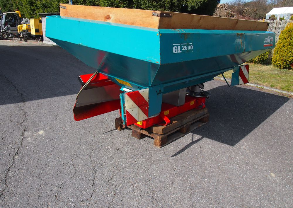 Rozsiewacz nawozów Sulky DPX GL 2000 18-24m Rozsiewacz nawozów Sulky - Rasipač veštačkog đubriva: slika 3 Rozsiewacz nawozów Sulky DPX GL 2000 18-24m Rozsiewacz nawozów Sulky - Rasipač veštačkog đubriva: slika 3