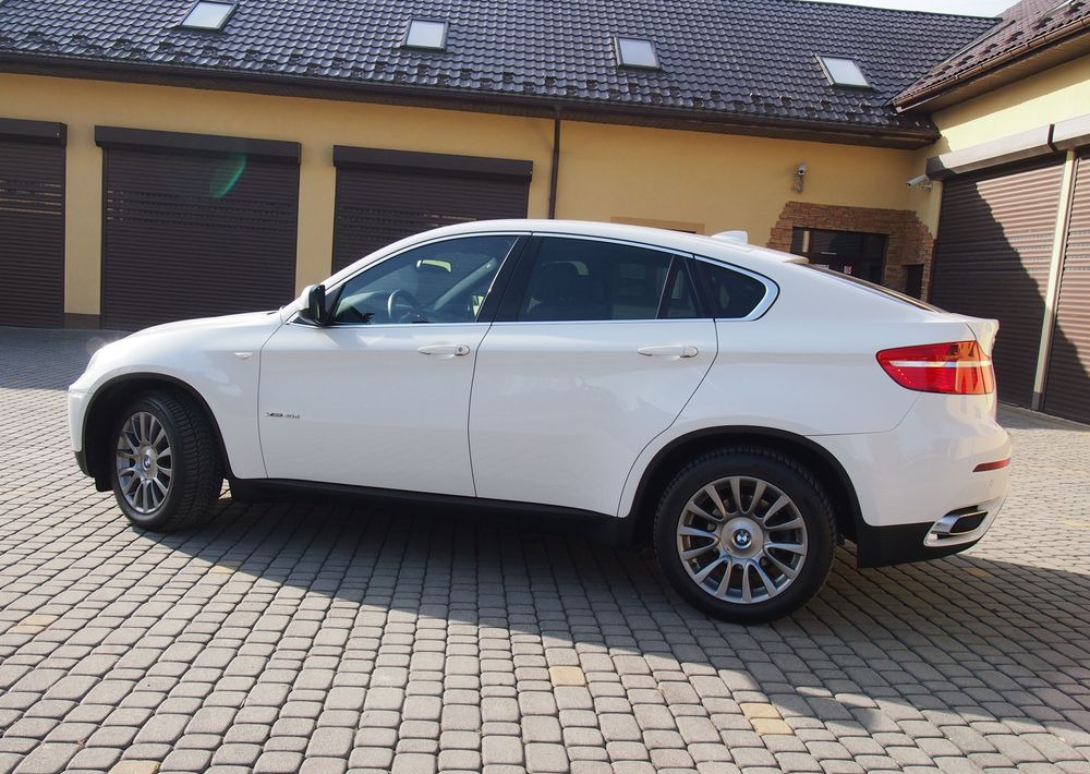Samochód BMW X6 e71 xdrive40d Individual 2012 Samochód BMW X6 Individual - SUV: slika 4 Samochód BMW X6 e71 xdrive40d Individual 2012 Samochód BMW X6 Individual - SUV: slika 4