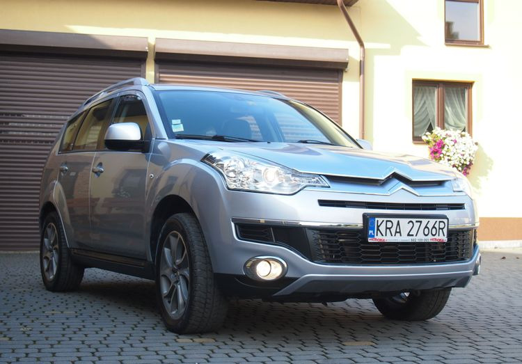Samochód Citroen C-Crosser 2.2 HDI 2010 Samochód osobowy SUW 4x4 - Automobil: slika 5 Samochód Citroen C-Crosser 2.2 HDI 2010 Samochód osobowy SUW 4x4 - Automobil: slika 5