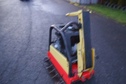 Ubijarka Dynapac Dynapac lg500 2010 Zagęszczarka Dynapac LG500 - Vibraciona ploča: slika 2 Ubijarka Dynapac Dynapac lg500 2010 Zagęszczarka Dynapac LG500 - Vibraciona ploča: slika 2