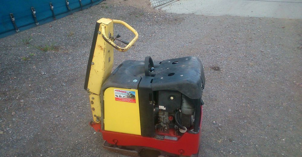 Ubijarka Dynapac LH 300 2006 - Vibraciona ploča: slika 2 Ubijarka Dynapac LH 300 2006 - Vibraciona ploča: slika 2