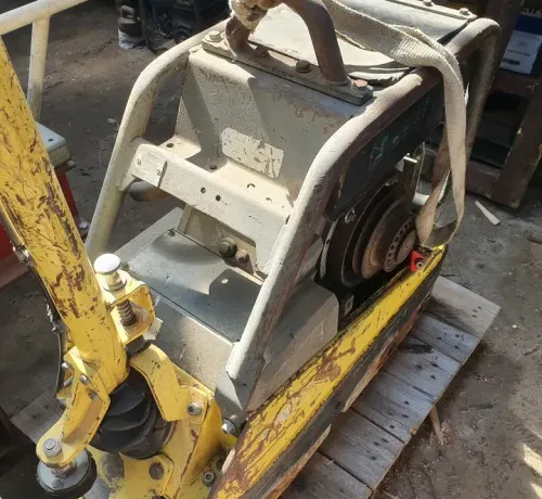 Ubijarka Wacker 4045 - Vibraciona ploča: slika 1 Ubijarka Wacker 4045 - Vibraciona ploča: slika 1