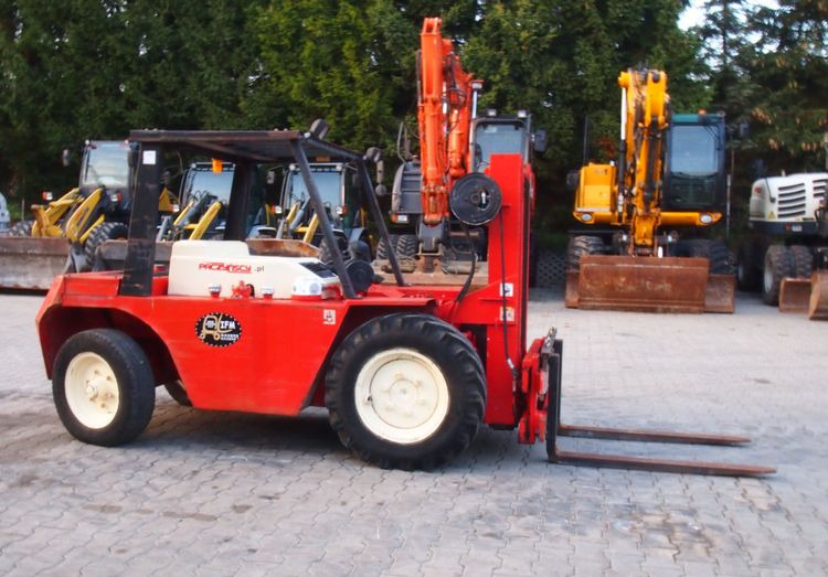 Wózek widłowy Manitou MC.20.HP 1992 - Dizel viljuškar: slika 3 Wózek widłowy Manitou MC.20.HP 1992 - Dizel viljuškar: slika 3