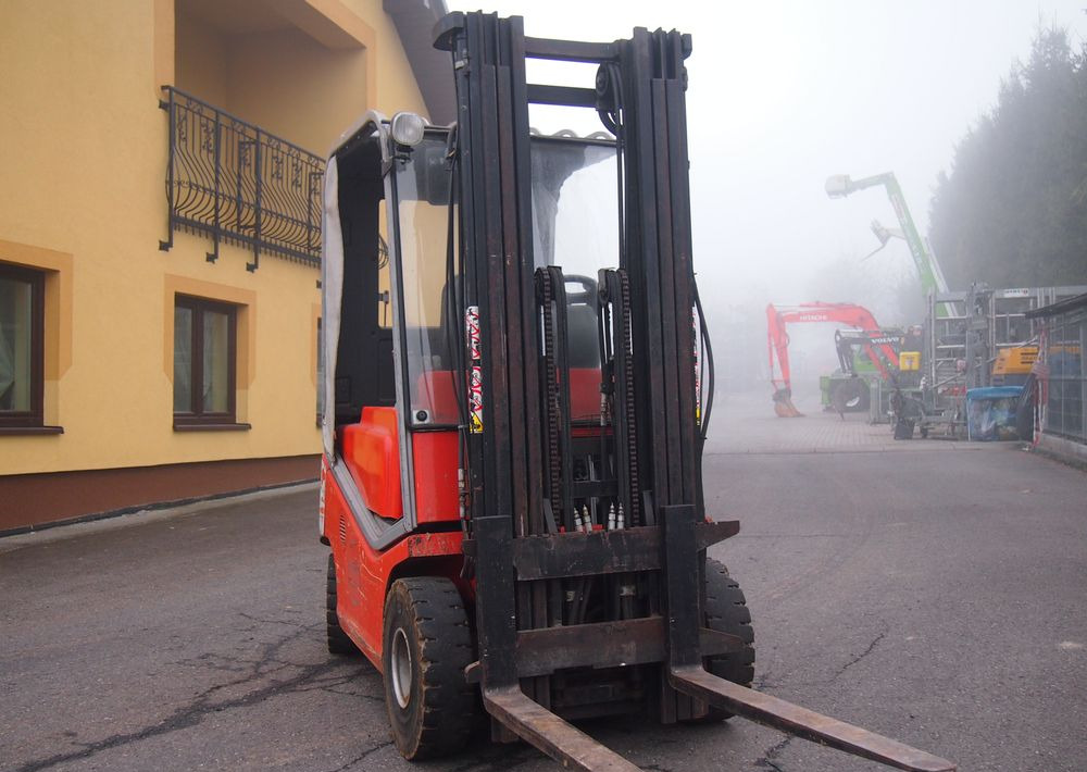 Wózek widłowy Toyota 8f 2011 TRIPLEX - Gasni viljuškar: slika 3 Wózek widłowy Toyota 8f 2011 TRIPLEX - Gasni viljuškar: slika 3