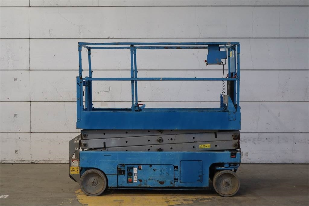 Genie GS2032 - Lift u obliku makaza: slika 1 Genie GS2032 - Lift u obliku makaza: slika 1