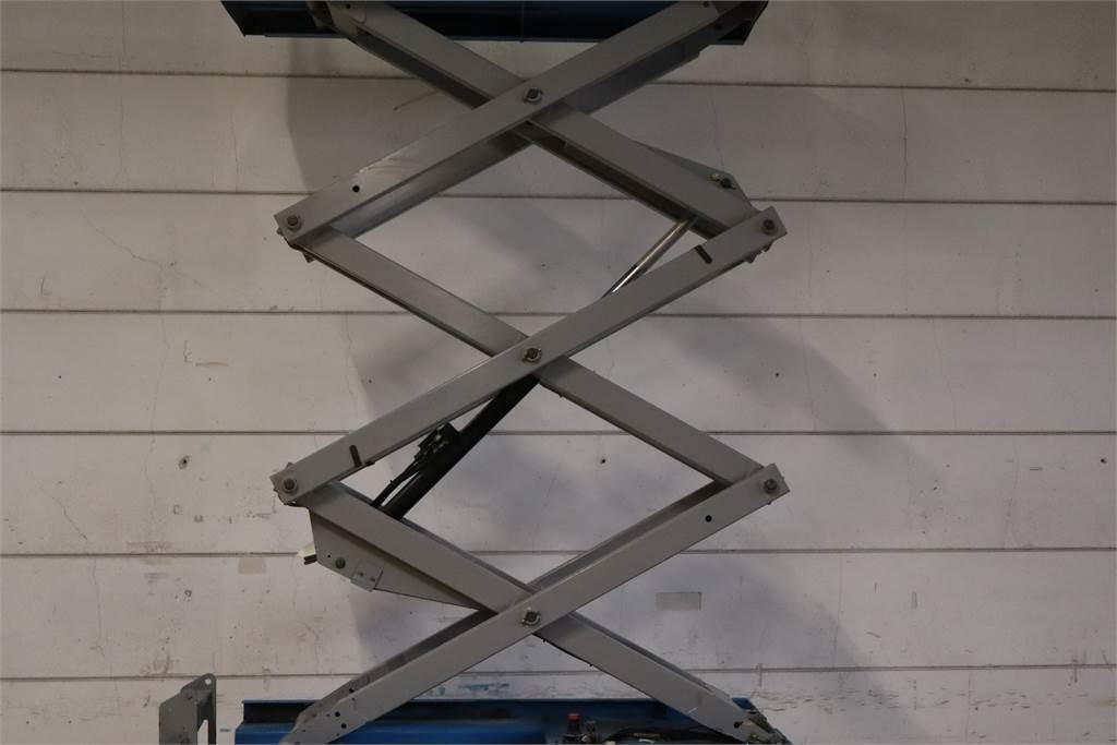 Lift u obliku makaza Genie GS2046: slika 7