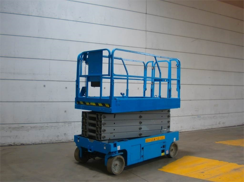 Genie GS3246 - Lift u obliku makaza: slika 4 Genie GS3246 - Lift u obliku makaza: slika 4