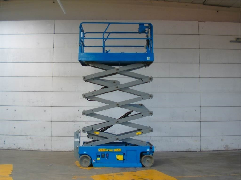 Genie GS3246 - Lift u obliku makaza: slika 5 Genie GS3246 - Lift u obliku makaza: slika 5