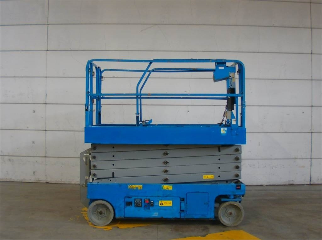 Genie GS3246 - Lift u obliku makaza: slika 1 Genie GS3246 - Lift u obliku makaza: slika 1