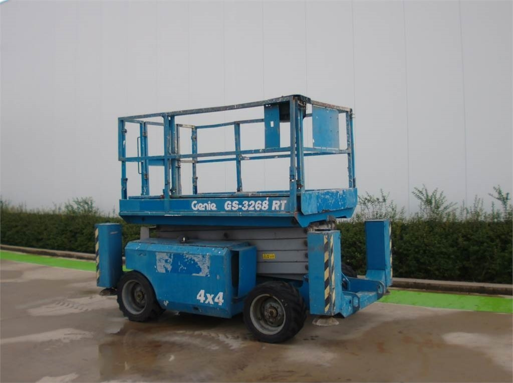 Genie GS3268RT  - Lift u obliku makaza: slika 3 Genie GS3268RT  - Lift u obliku makaza: slika 3