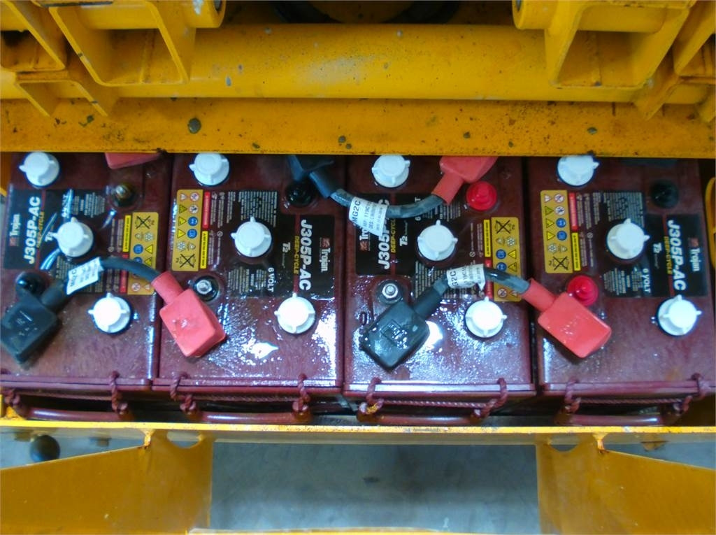 Haulotte Compact 12 - Lift u obliku makaza: slika 5 Haulotte Compact 12 - Lift u obliku makaza: slika 5