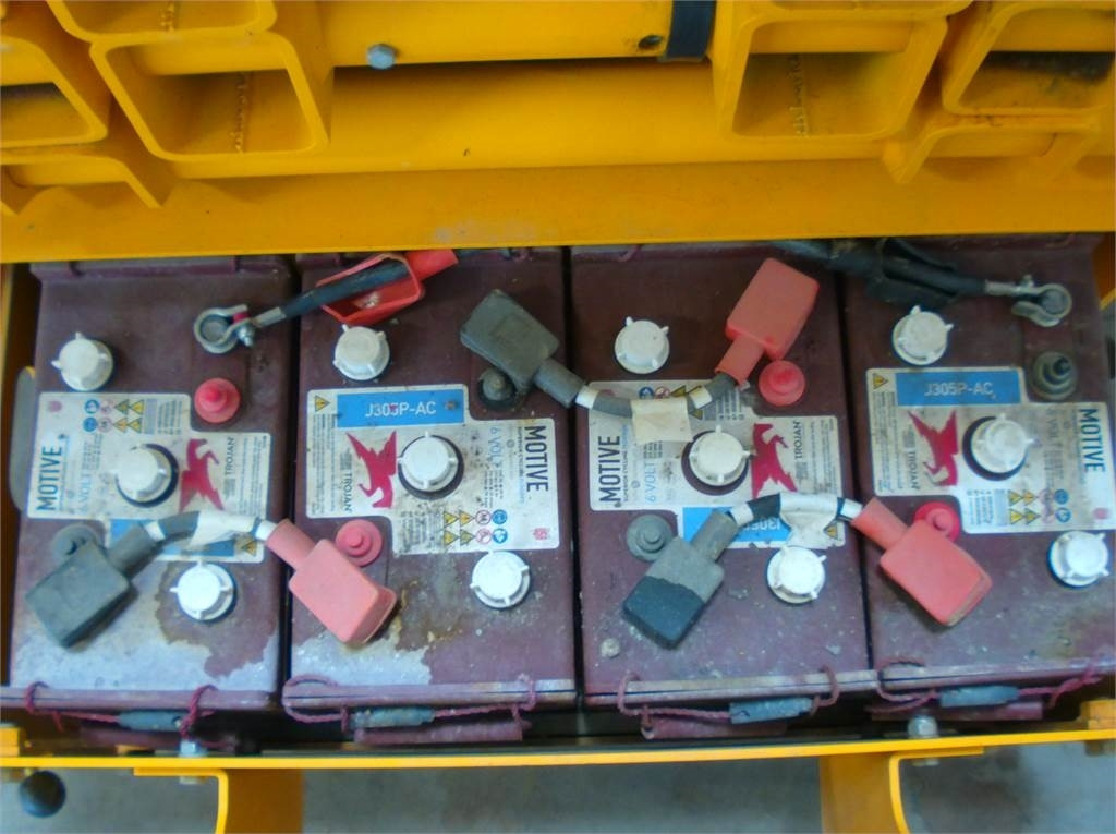 Haulotte Compact 14 - Lift u obliku makaza: slika 5 Haulotte Compact 14 - Lift u obliku makaza: slika 5