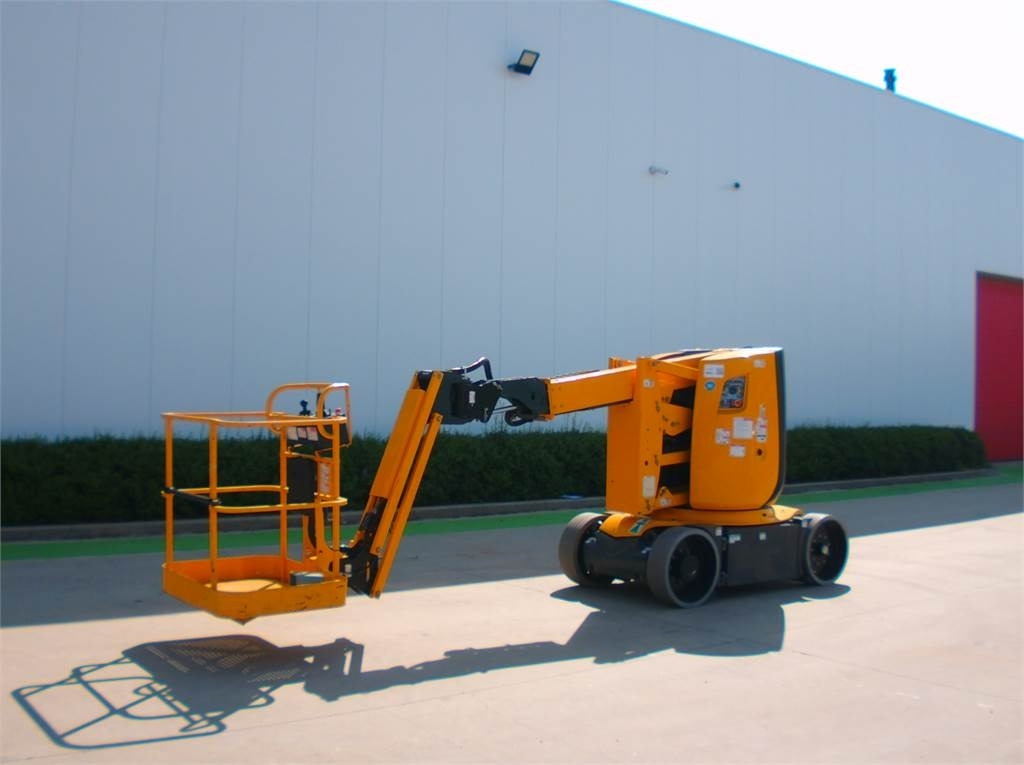 Haulotte HA12CJ+ - Zglobna platforma: slika 2 Haulotte HA12CJ+ - Zglobna platforma: slika 2