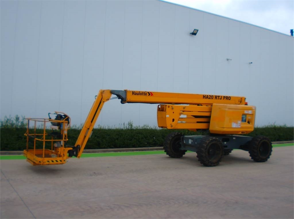 Haulotte HA20RTJ Pro - Zglobna platforma: slika 2 Haulotte HA20RTJ Pro - Zglobna platforma: slika 2