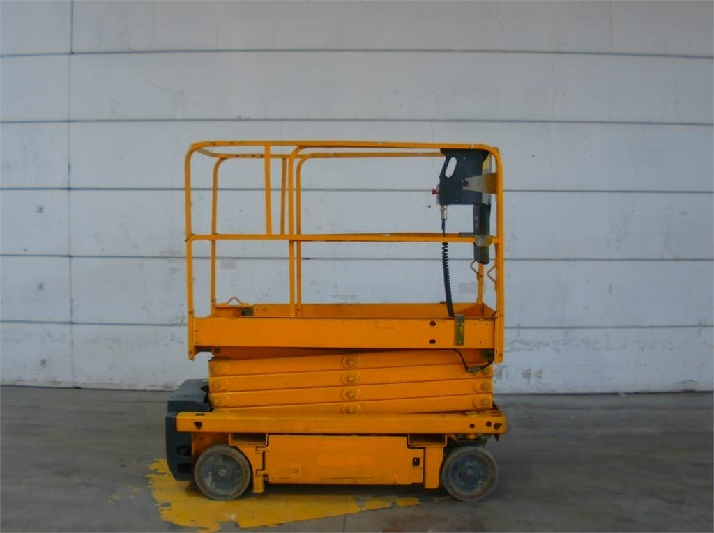 Haulotte Optimum 8AC - Lift u obliku makaza: slika 1 Haulotte Optimum 8AC - Lift u obliku makaza: slika 1