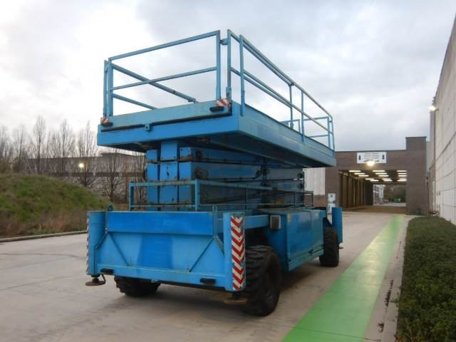 Holland Lift M250DL27 - Lift u obliku makaza: slika 4 Holland Lift M250DL27 - Lift u obliku makaza: slika 4