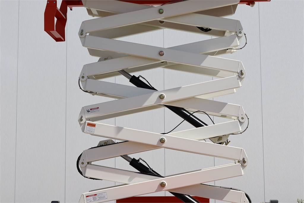 Lift u obliku makaza Snorkel S3970RTE: slika 7 Lift u obliku makaza Snorkel S3970RTE: slika 7