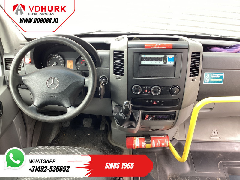 Mercedes-Benz Sprinter 313 2.2 CDI L2H2 €9.922 Incl. BTW BPM VRIJ! EXPORT ONLY Combi/ 9 Persoons/ Kombi/ 9P/ Airco/ Rolstoellift - Minibus, Putnički kombi: slika 3 Mercedes-Benz Sprinter 313 2.2 CDI L2H2 €9.922 Incl. BTW BPM VRIJ! EXPORT ONLY Combi/ 9 Persoons/ Kombi/ 9P/ Airco/ Rolstoellift - Minibus, Putnički kombi: slika 3