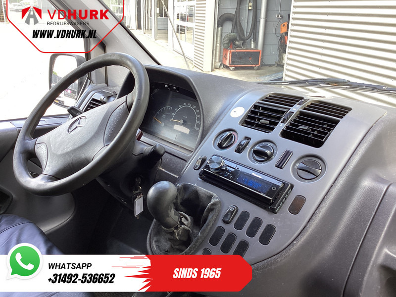 Mercedes-Benz Vito 108 CDI EXPORT ONLY ENGINE DEFECT NL Auto/ Trekhaak/ Imperiaal/ Fietsendrager - Mali kombi: slika 3 Mercedes-Benz Vito 108 CDI EXPORT ONLY ENGINE DEFECT NL Auto/ Trekhaak/ Imperiaal/ Fietsendrager - Mali kombi: slika 3