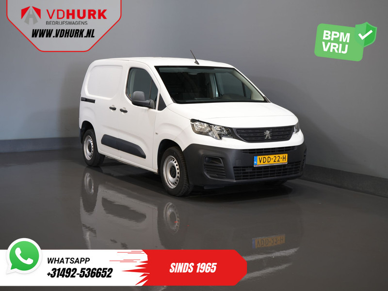 Peugeot Partner 1.6 HDI 75 pk EXPORT ONLY Rijdt Prima/ Volledig Onderhouden/ Airco/ - Mali kombi: slika 1 Peugeot Partner 1.6 HDI 75 pk EXPORT ONLY Rijdt Prima/ Volledig Onderhouden/ Airco/ - Mali kombi: slika 1