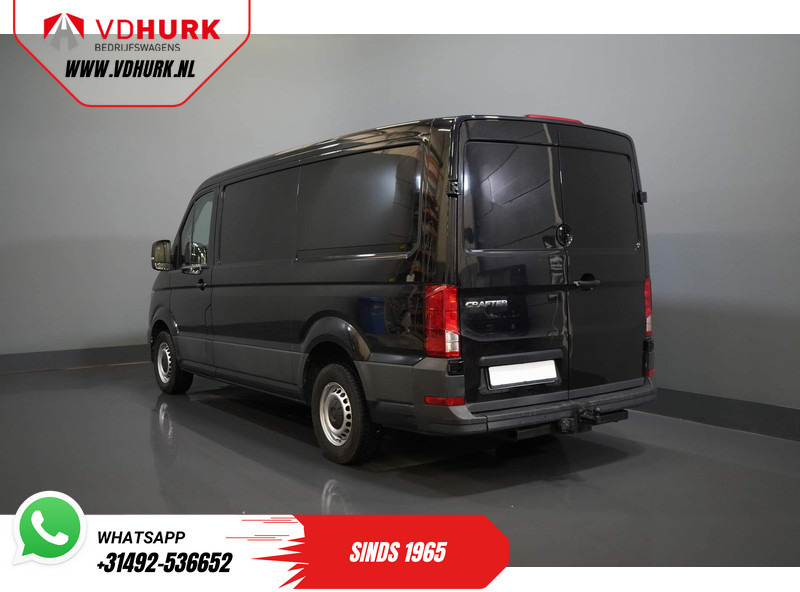Volkswagen Crafter 35 2.0 TDI 140 pk DSG Aut. L3H2 EXPORT ONLY Navi/ Carplay/ PDC/ Cruise/ Trekhaak/ Airco - Furgon: slika 2 Volkswagen Crafter 35 2.0 TDI 140 pk DSG Aut. L3H2 EXPORT ONLY Navi/ Carplay/ PDC/ Cruise/ Trekhaak/ Airco - Furgon: slika 2