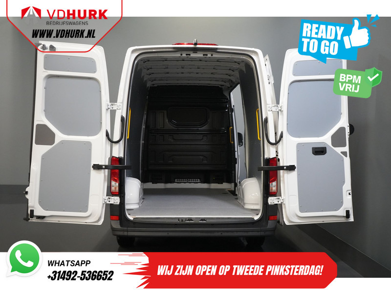 Volkswagen Crafter 35 2.0 TDI 140 pk DSG Aut. L3H3 BPM VRIJ! Betimmering/ LED/ Virtual Cockpit/ Camera/ Cruise/ Carplay/ Gev.Stoel - Furgon: slika 5 Volkswagen Crafter 35 2.0 TDI 140 pk DSG Aut. L3H3 BPM VRIJ! Betimmering/ LED/ Virtual Cockpit/ Camera/ Cruise/ Carplay/ Gev.Stoel - Furgon: slika 5