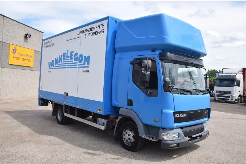 DAF LF 220 LF45 220 - Kamion sa zatvorenim sandukom: slika 4 DAF LF 220 LF45 220 - Kamion sa zatvorenim sandukom: slika 4