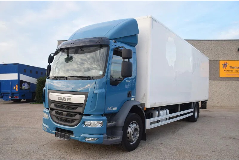 DAF LF 280 - Kamion sa zatvorenim sandukom: slika 1 DAF LF 280 - Kamion sa zatvorenim sandukom: slika 1