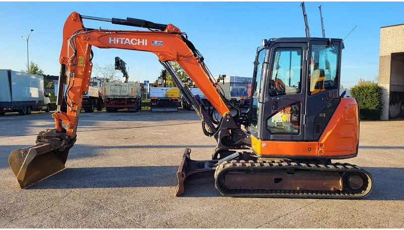 Hitachi ZX65USB-5A CLR - Bager guseničar: slika 2 Hitachi ZX65USB-5A CLR - Bager guseničar: slika 2