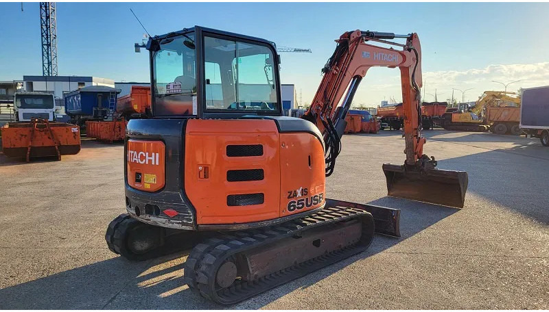 Hitachi ZX65USB-5A CLR - Bager guseničar: slika 4 Hitachi ZX65USB-5A CLR - Bager guseničar: slika 4
