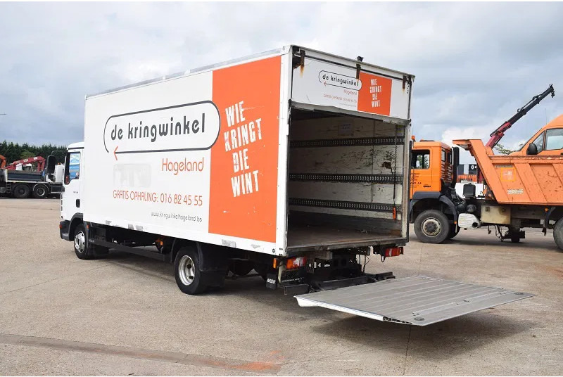 MAN TGL 7.150 - Kamion sa zatvorenim sandukom: slika 4 MAN TGL 7.150 - Kamion sa zatvorenim sandukom: slika 4