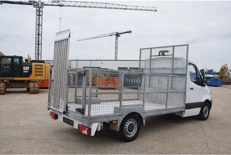 Mercedes-Benz Sprinter 316 - Dostavno vozilo s ravnom platformom: slika 5 Mercedes-Benz Sprinter 316 - Dostavno vozilo s ravnom platformom: slika 5