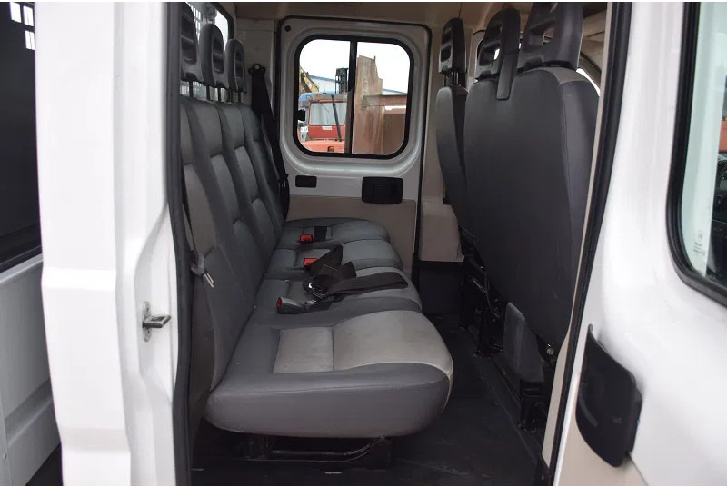 Dostavno vozilo s ravnom platformom, Dostavno vozilo sa duplom kabinom Peugeot Boxer: slika 7 Dostavno vozilo s ravnom platformom, Dostavno vozilo sa duplom kabinom Peugeot Boxer: slika 7