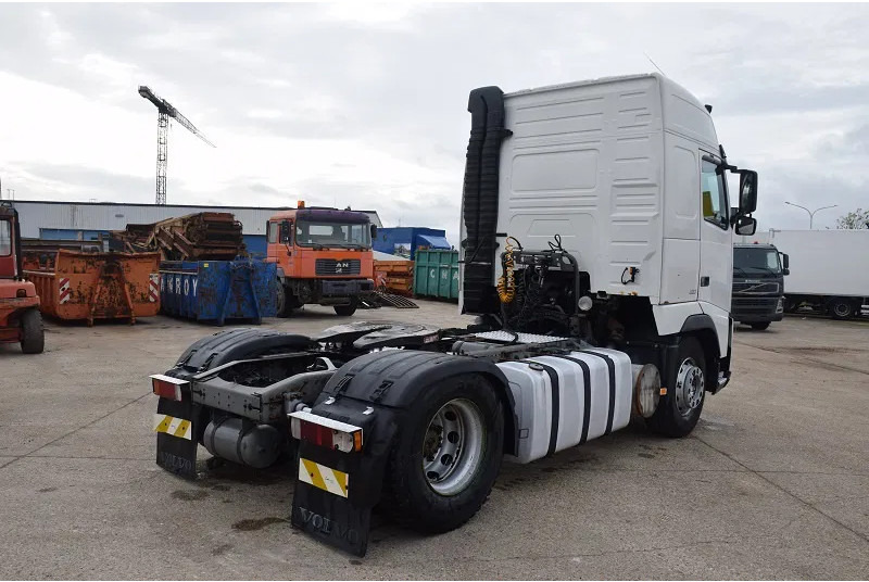 Volvo FH 12.420 - Tegljač: slika 4 Volvo FH 12.420 - Tegljač: slika 4