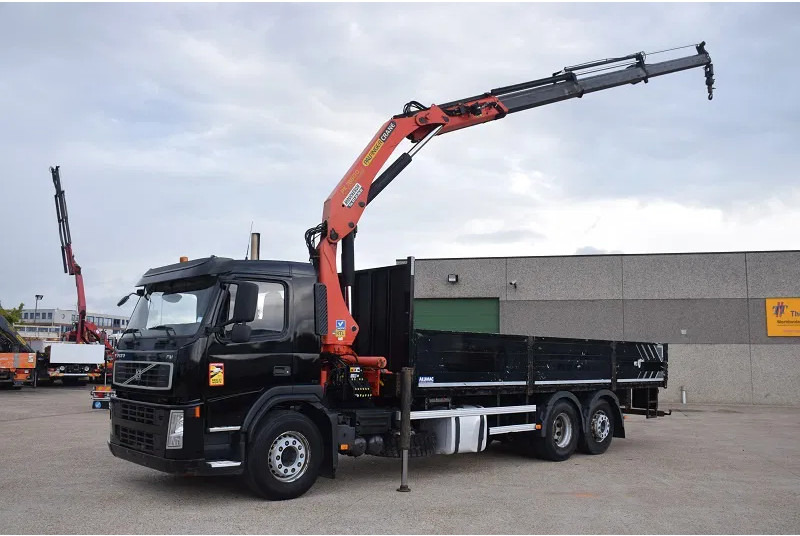 Volvo FM 330 - Kamion sa dizalicom: slika 1 Volvo FM 330 - Kamion sa dizalicom: slika 1