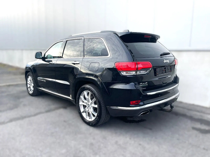 Jeep Grand Cherokee Jeep Grand Cherokee *Export*AHK 2,9t*zetelverw. voor-achter*elektr. zetels*adaptive cruise control - SUV: slika 2 Jeep Grand Cherokee Jeep Grand Cherokee *Export*AHK 2,9t*zetelverw. voor-achter*elektr. zetels*adaptive cruise control - SUV: slika 2