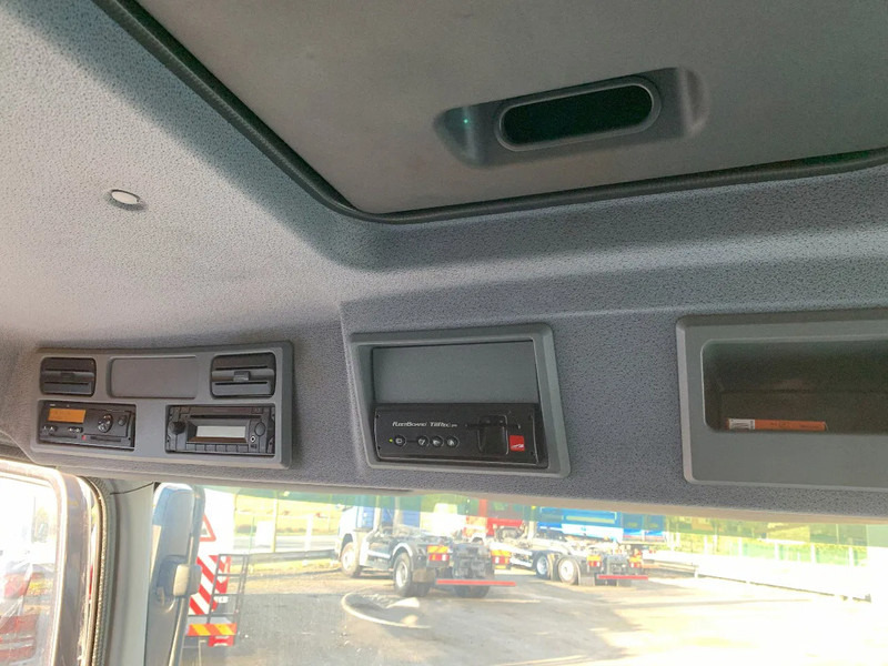 Mercedes-Benz Atego 1018 KOELING*Cruise control*Airconditioning*Geveerde bestuurdersstoel* - Kamion sa zatvorenim sandukom: slika 4 Mercedes-Benz Atego 1018 KOELING*Cruise control*Airconditioning*Geveerde bestuurdersstoel* - Kamion sa zatvorenim sandukom: slika 4