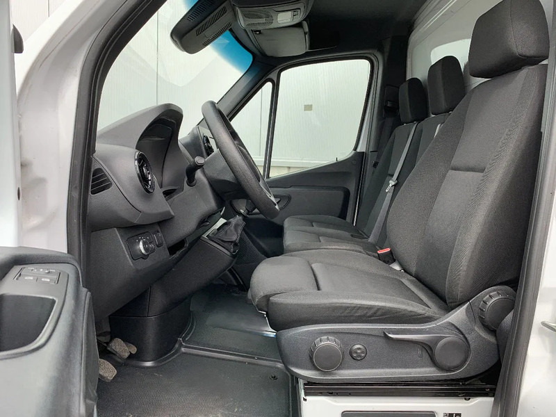 Mercedes-Benz Sprinter 516 Laadbrug*Zijdeur*Cruise Control*Airconditioning* - Dostavno vozilo sa zatvorenim sandukom: slika 5 Mercedes-Benz Sprinter 516 Laadbrug*Zijdeur*Cruise Control*Airconditioning* - Dostavno vozilo sa zatvorenim sandukom: slika 5