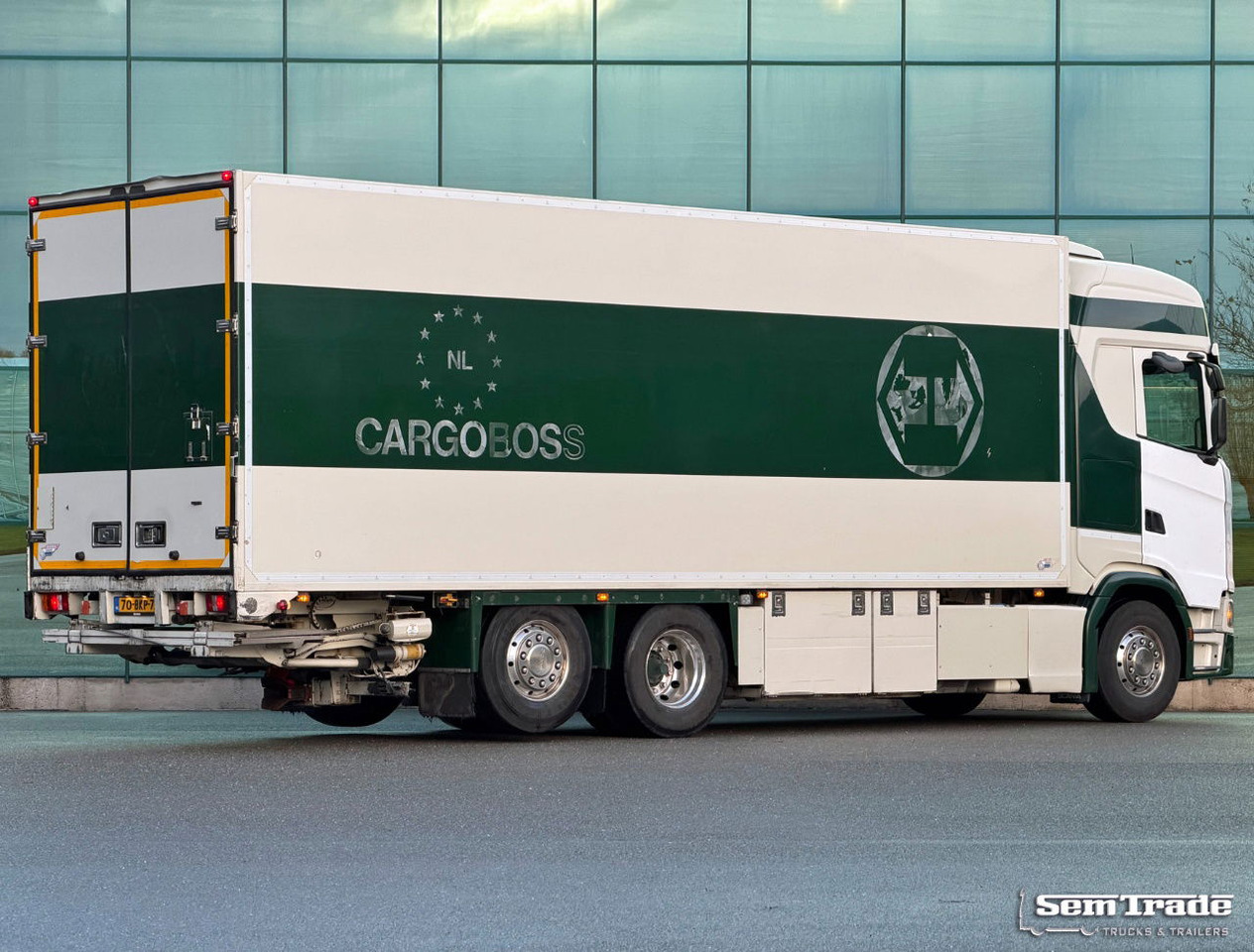 Scania S450 Full AIR Retarder VAN Beurden Isolated BOX Hydrarolls TRS Cooling NL-Truck - Hladnjača: slika 4 Scania S450 Full AIR Retarder VAN Beurden Isolated BOX Hydrarolls TRS Cooling NL-Truck - Hladnjača: slika 4